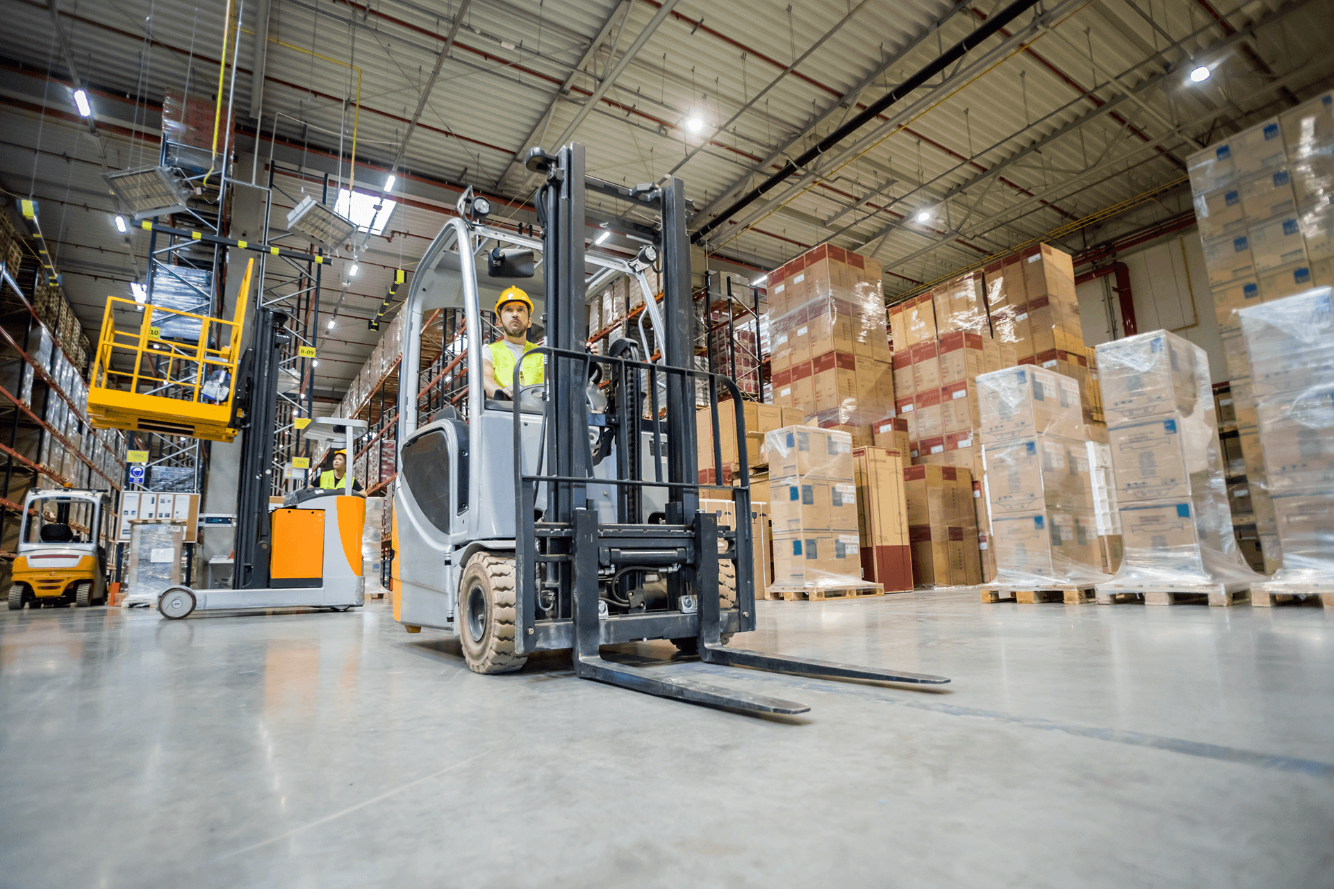 Safety rules that we must follow when using forklifts. - Eforklifts